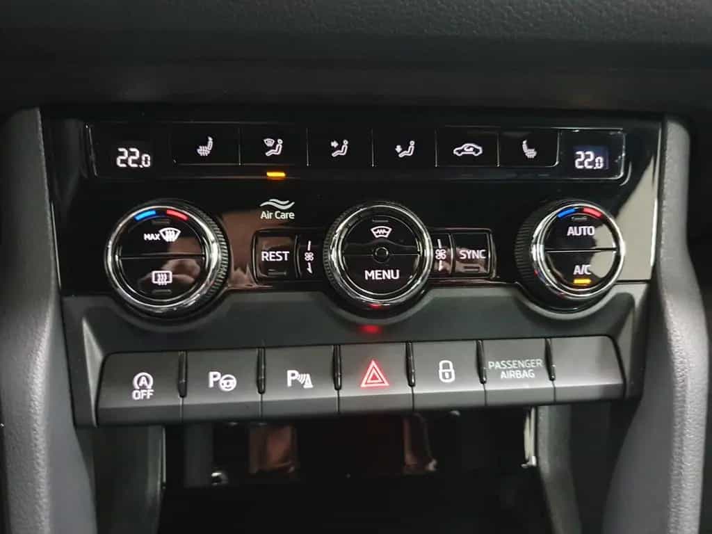Skoda Kodiaq Sportline 4x4 *LED*Keyless*AHK* 05/2021-photo-16