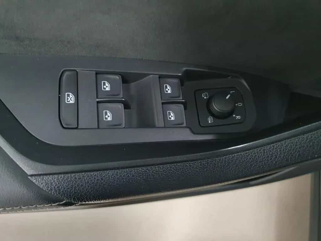 Skoda Kodiaq Sportline 4x4 *LED*Keyless*AHK* 05/2021-photo-28