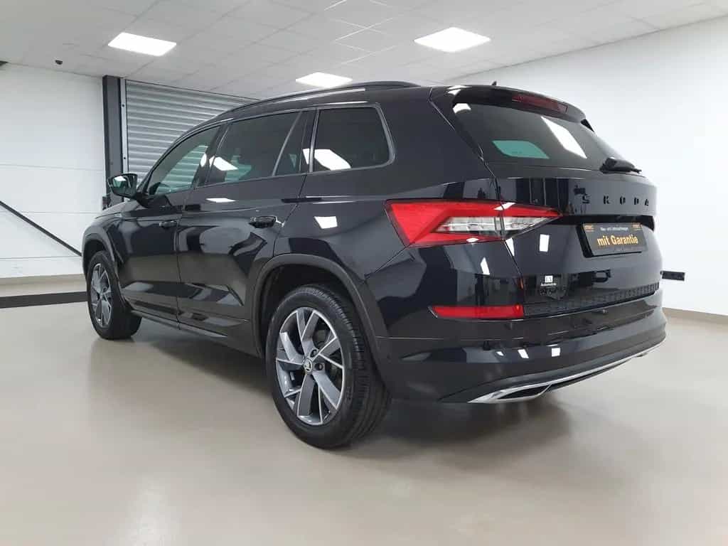 Skoda Kodiaq Sportline 4x4 *LED*Keyless*AHK* 05/2021-photo-6