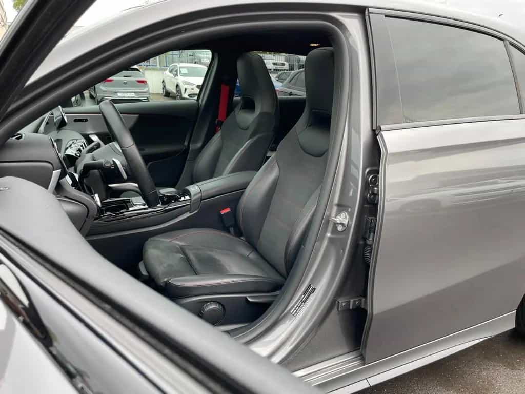 Mercedes-Benz A-Class 35 AMG | 4MATIC | ACC | VIRTUAL | BURMESTER | 05/2019-photo-14
