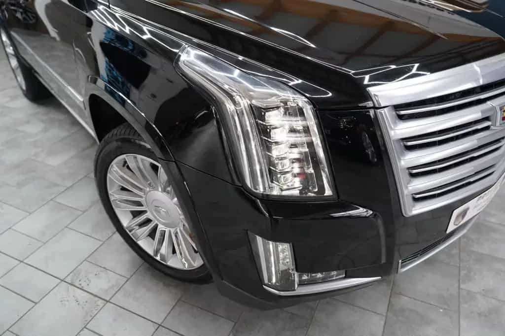 Cadillac Escalade 6.2L V8 Platinum 09/2018-photo-1