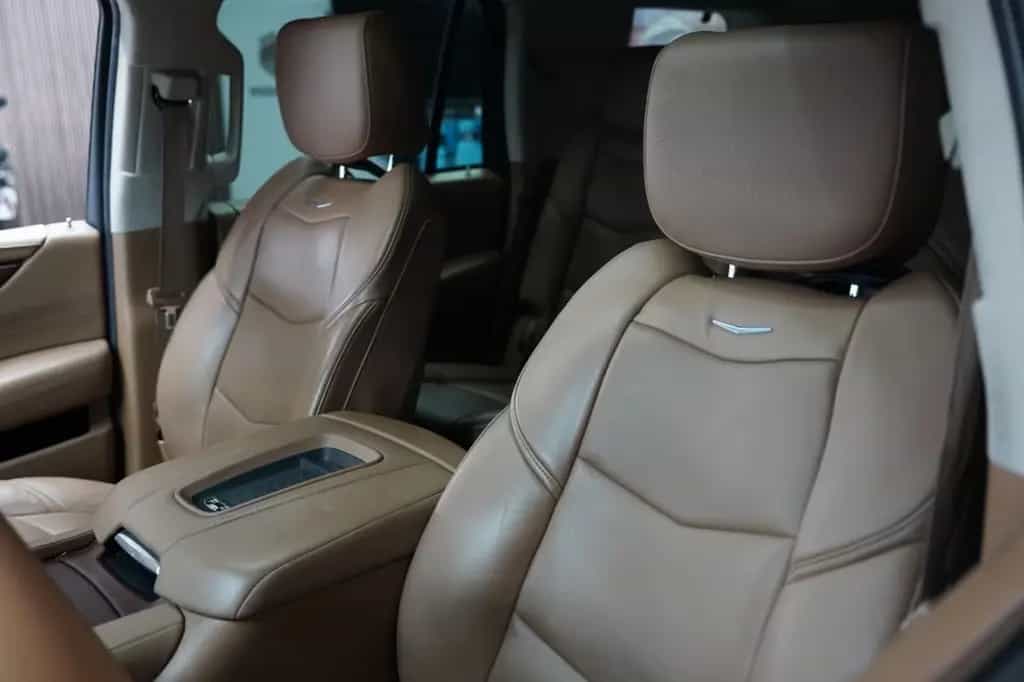 Cadillac Escalade 6.2L V8 Platinum 09/2018-photo-15