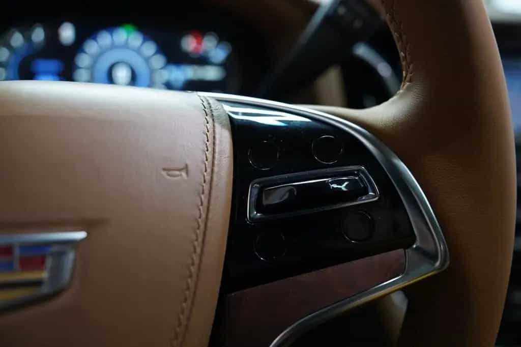 Cadillac Escalade 6.2L V8 Platinum 09/2018-photo-33