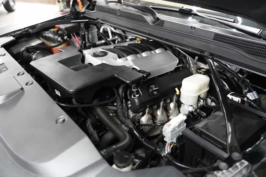 Cadillac Escalade 6.2L V8 Platinum 09/2018-photo-39