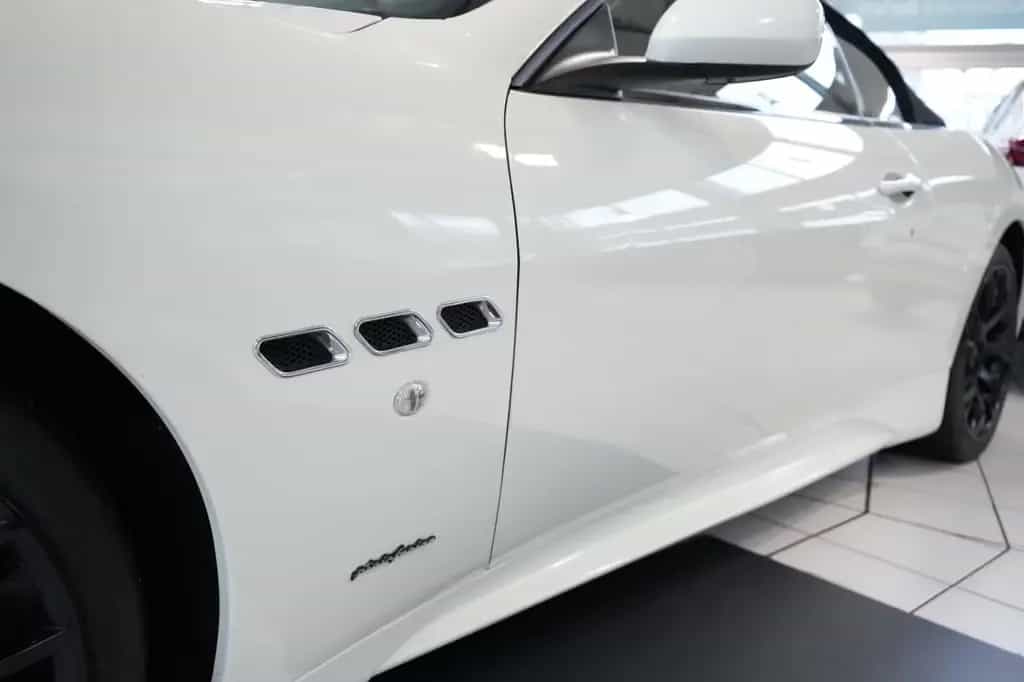 Maserati GranCabrio 4.7 V8 Sport Automatik *Nur 37tkm! 09/2019-photo-19