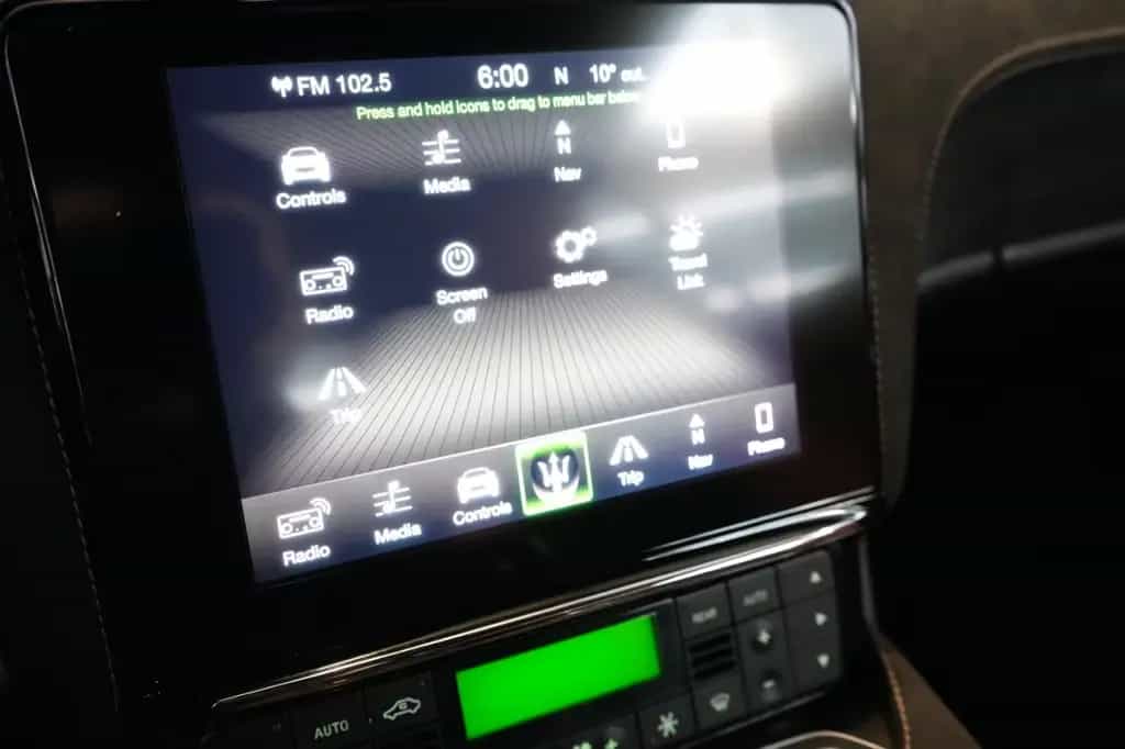 Maserati GranCabrio 4.7 V8 Sport Automatik *Nur 37tkm! 09/2019-photo-20