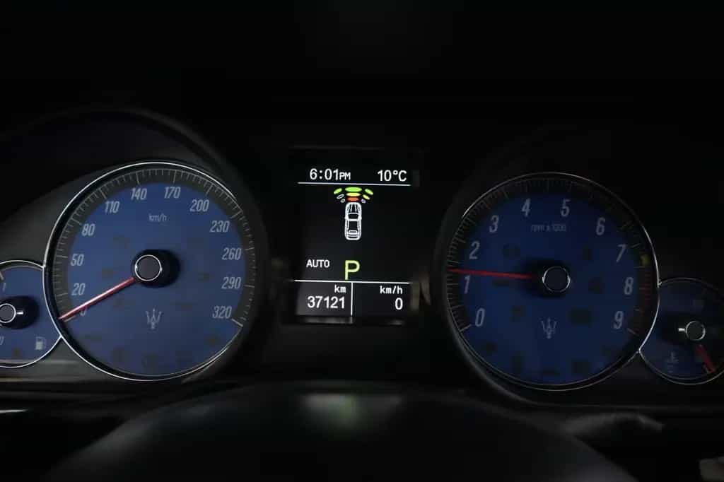Maserati GranCabrio 4.7 V8 Sport Automatik *Nur 37tkm! 09/2019-photo-22