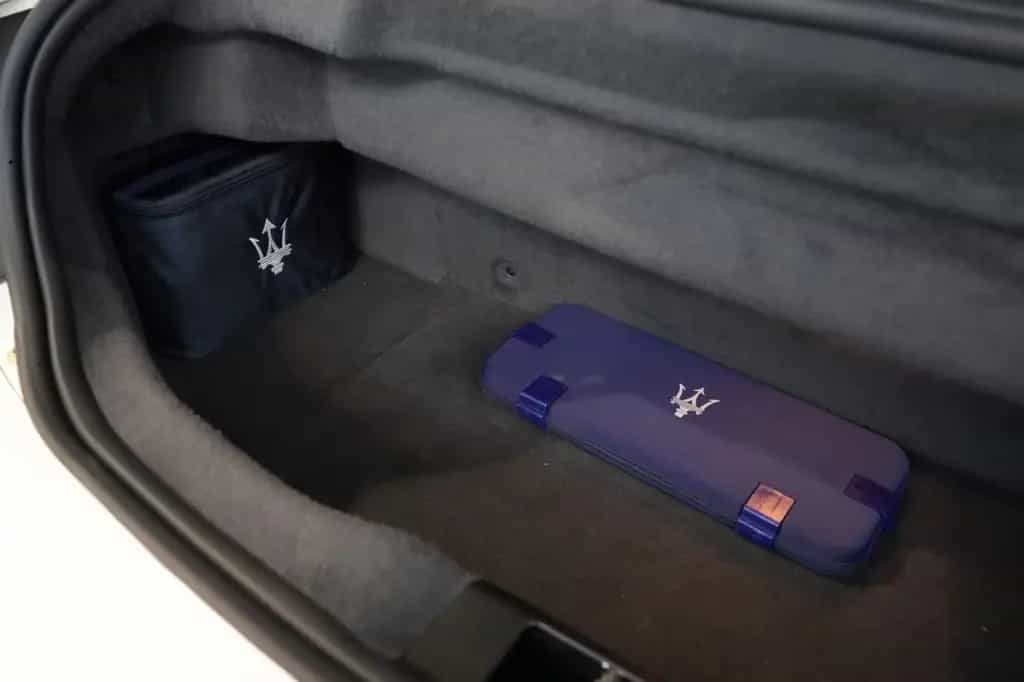 Maserati GranCabrio 4.7 V8 Sport Automatik *Nur 37tkm! 09/2019-photo-23