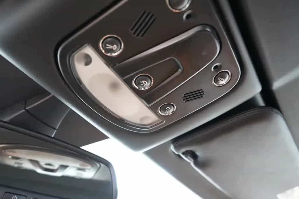 Maserati GranCabrio 4.7 V8 Sport Automatik *Nur 37tkm! 09/2019-photo-24