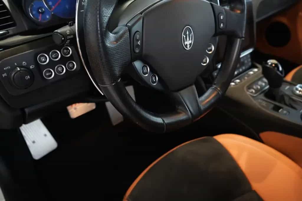 Maserati GranCabrio 4.7 V8 Sport Automatik *Nur 37tkm! 09/2019-photo-9