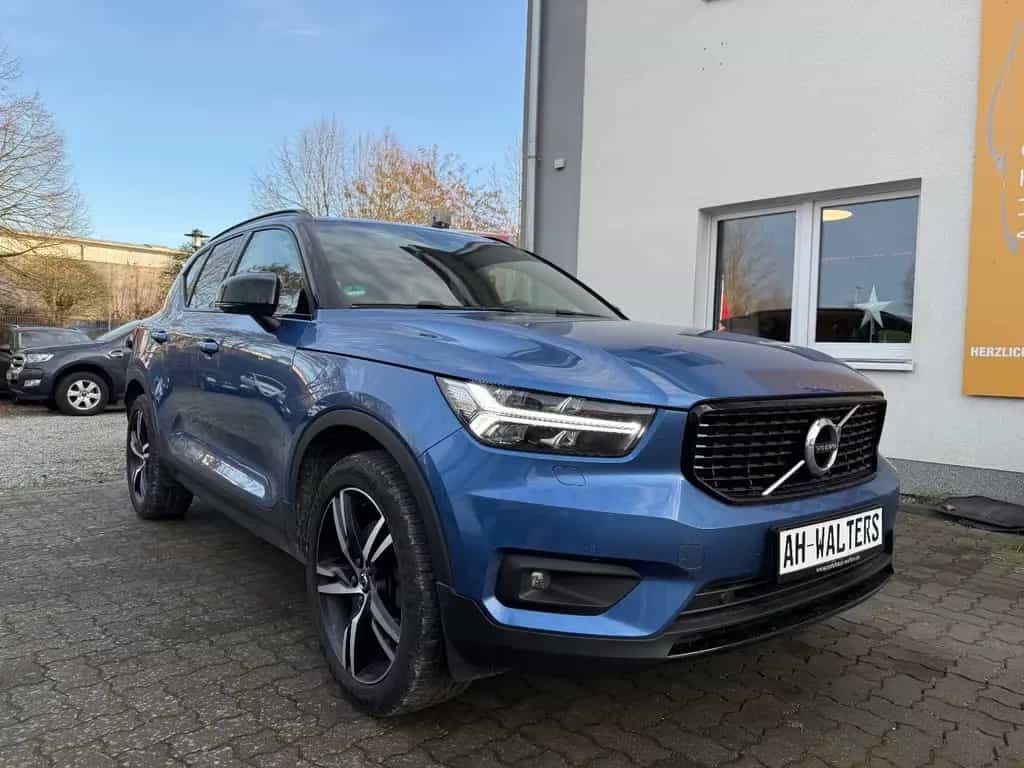 Volvo XC40 R Design AWD=Leder-Carplay-Kamera-AHK= 07/2019-photo-0
