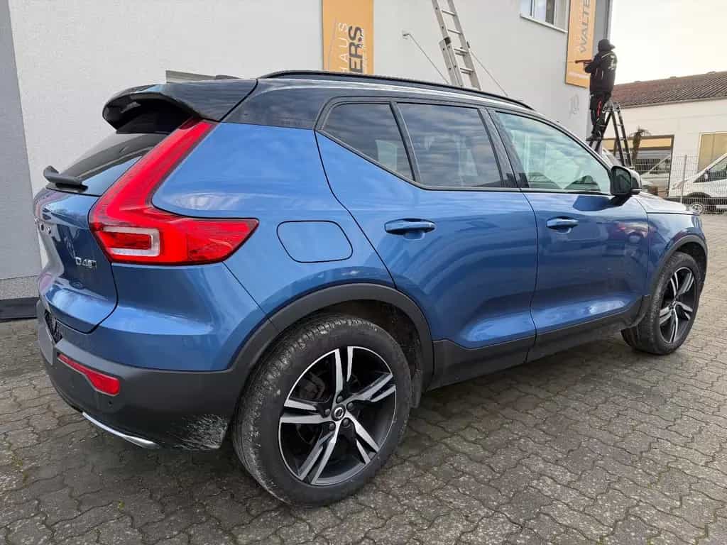 Volvo XC40 R Design AWD=Leder-Carplay-Kamera-AHK= 07/2019-photo-5