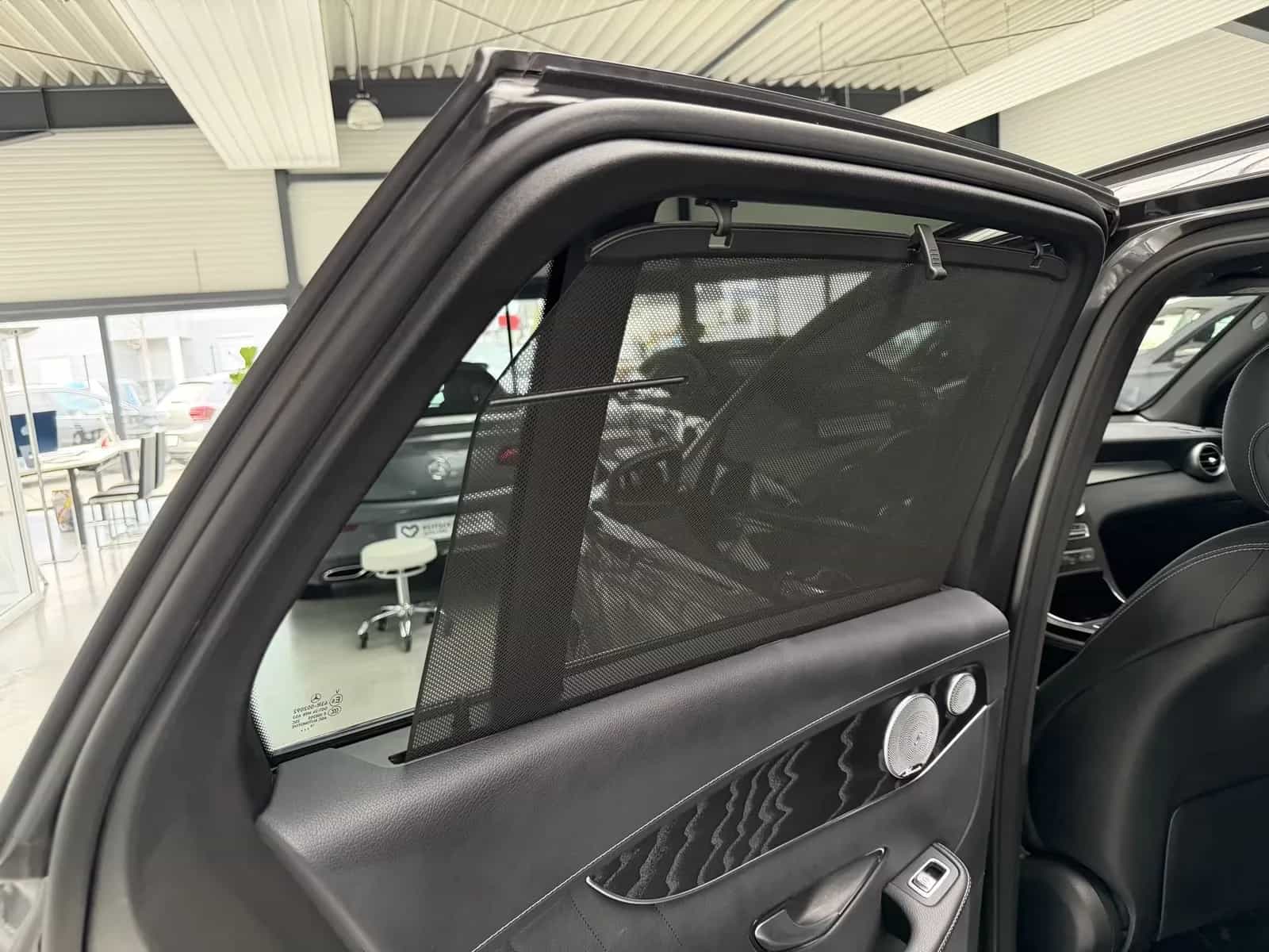 Mercedes-Benz GLC-Class 400 12/2019-photo-24