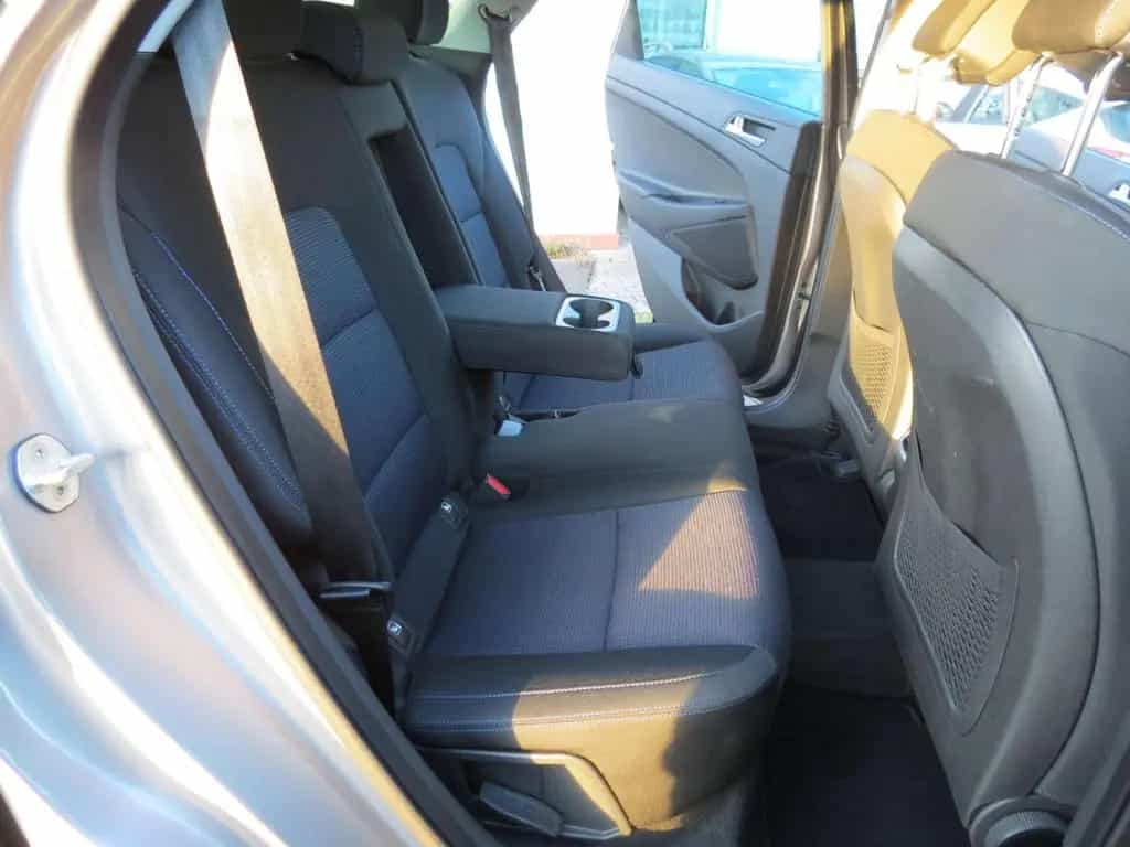 Hyundai TUCSON Intro Edition 4WD Aut.   2.Hd. Erst 67Tkm 08/2015-photo-18