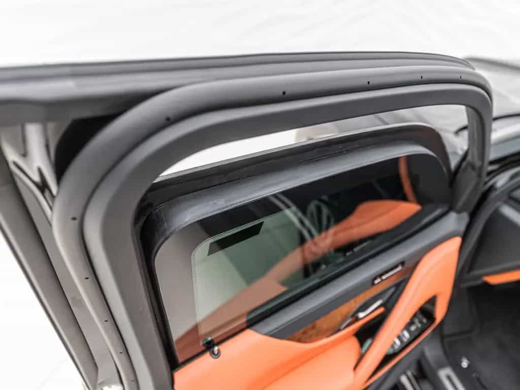 Lexus LX 600 Ultra LUXURY*ARMORED B6*4 Seats*TV null-photo-16