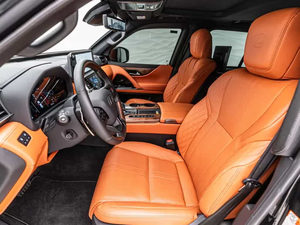 Lexus LX 600 Ultra LUXURY*ARMORED B6*4 Seats*TV null-photo-19
