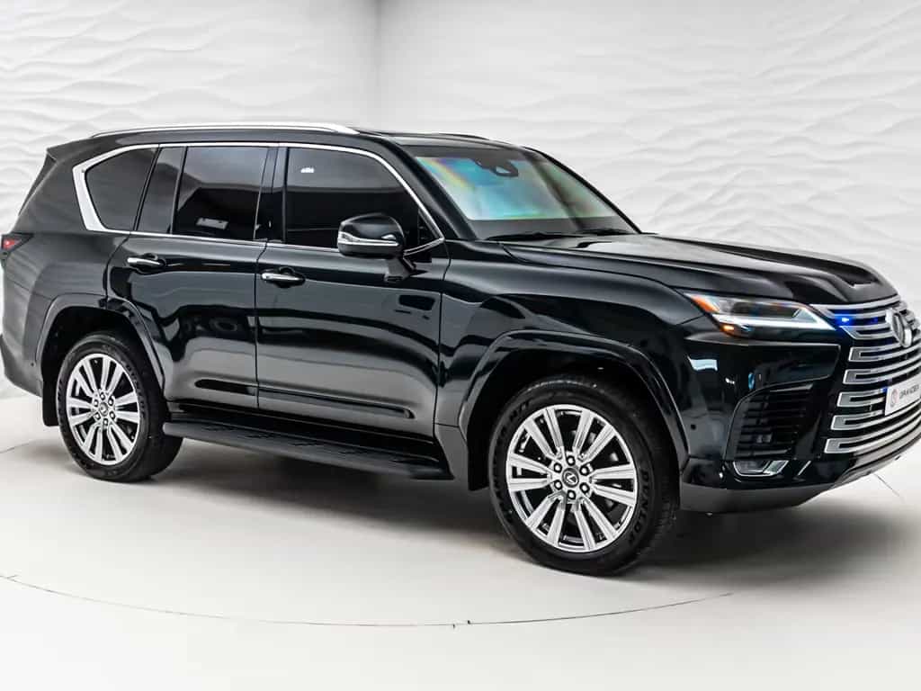 Lexus LX 600 Ultra LUXURY*ARMORED B6*4 Seats*TV null-photo-7