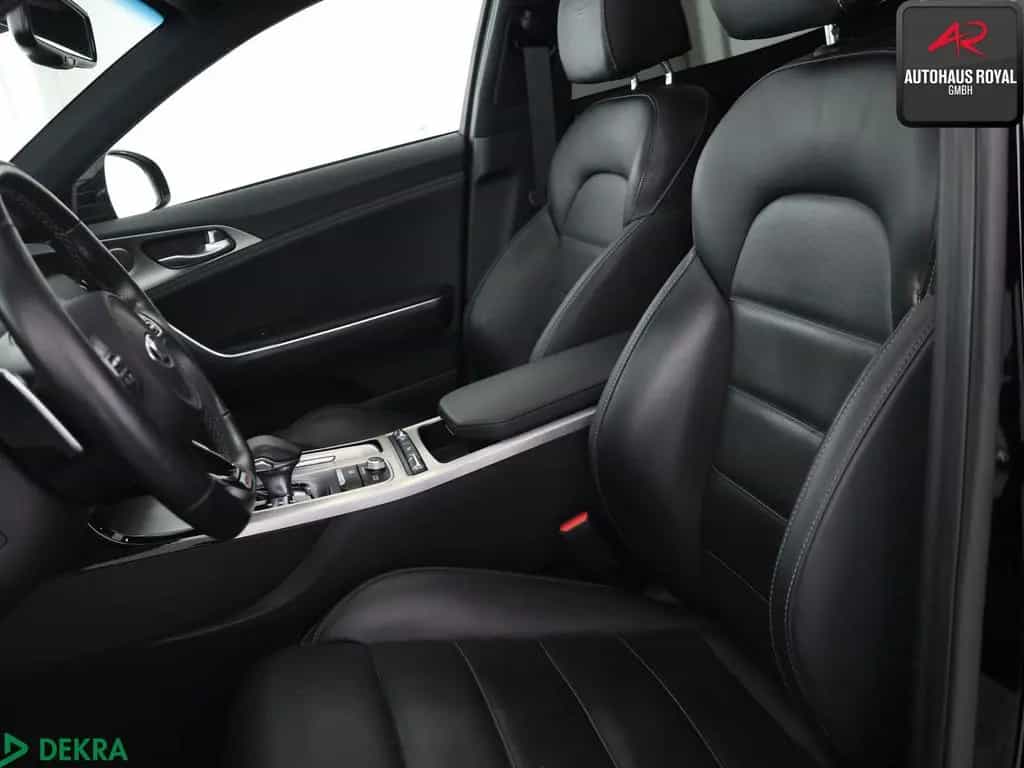 Kia Stinger 3.3 V6 TGDI GT 4WD KEYLESS,H/K,HEADUP,SH 07/2020-photo-9