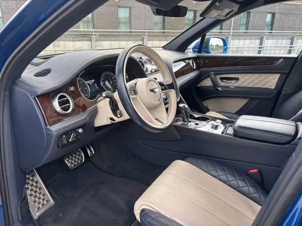 Bentley Bentayga 4.0 | Bentley-Scheck/Inspektion NEU 03/2017-photo-10