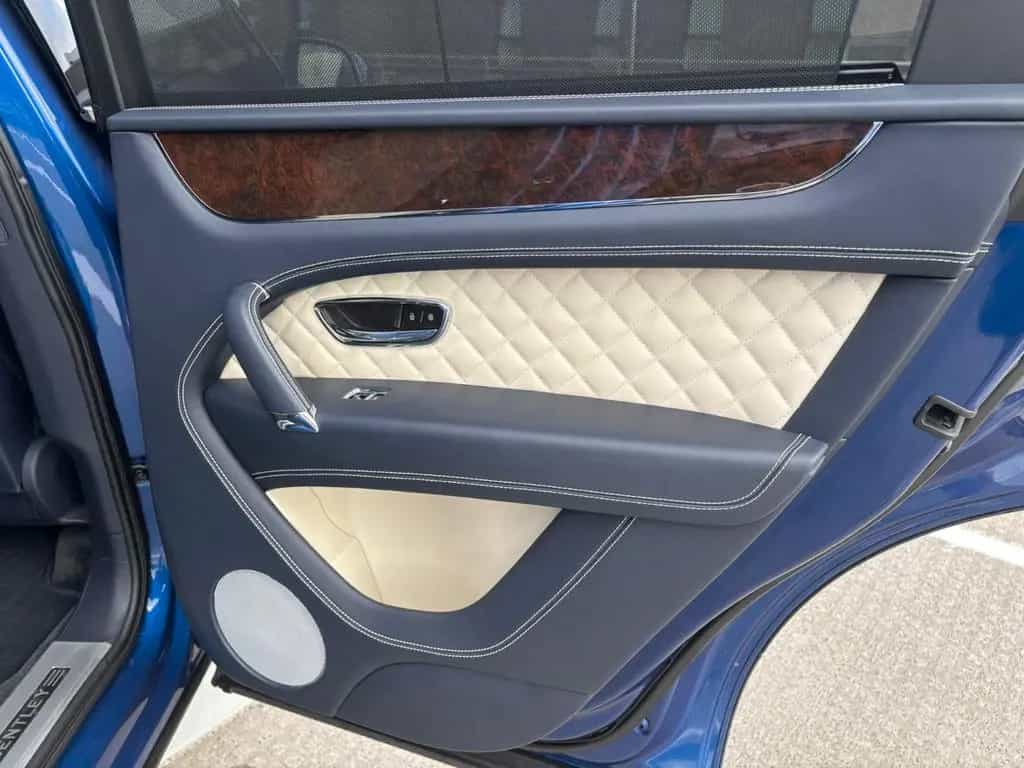 Bentley Bentayga 4.0 | Bentley-Scheck/Inspektion NEU 03/2017-photo-25