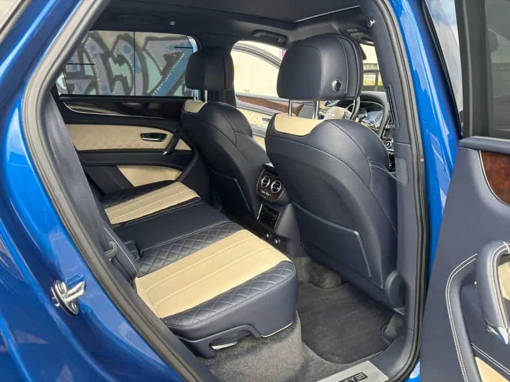 Bentley Bentayga 4.0 | Bentley-Scheck/Inspektion NEU 03/2017-photo-26
