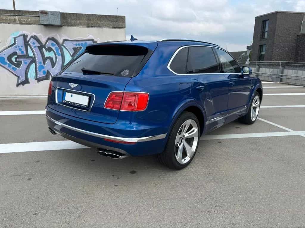 Bentley Bentayga 4.0 | Bentley-Scheck/Inspektion NEU 03/2017-photo-4