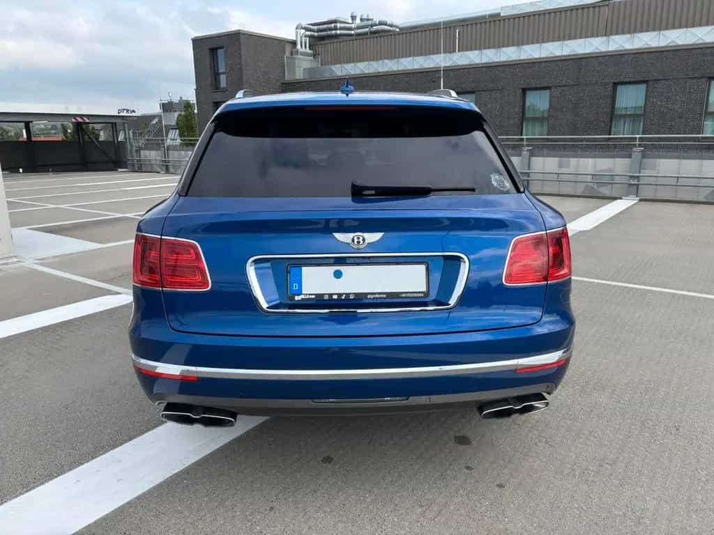 Bentley Bentayga 4.0 | Bentley-Scheck/Inspektion NEU 03/2017-photo-5