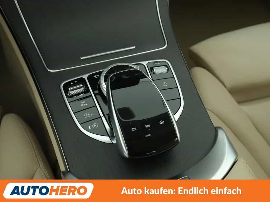 Mercedes-Benz C-Class C 180 Avantgarde Aut.*NAVI*LED*TEMPO* 12/2019-photo-21