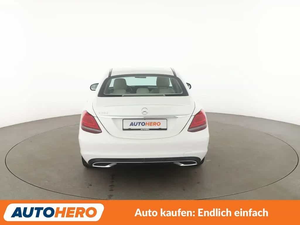 Mercedes-Benz C-Class C 180 Avantgarde Aut.*NAVI*LED*TEMPO* 12/2019-photo-4