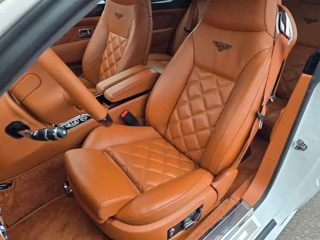 Bentley Brooklands II | original 16000km 2-Türer 07/2009-photo-12