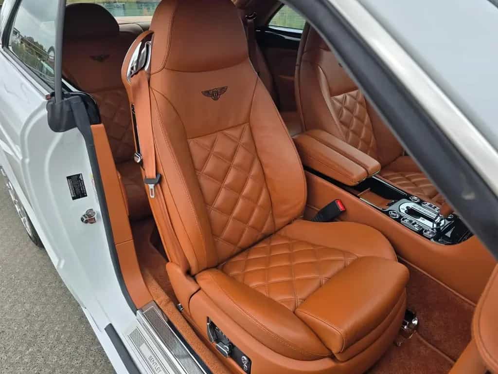 Bentley Brooklands II | original 16000km 2-Türer 07/2009-photo-22