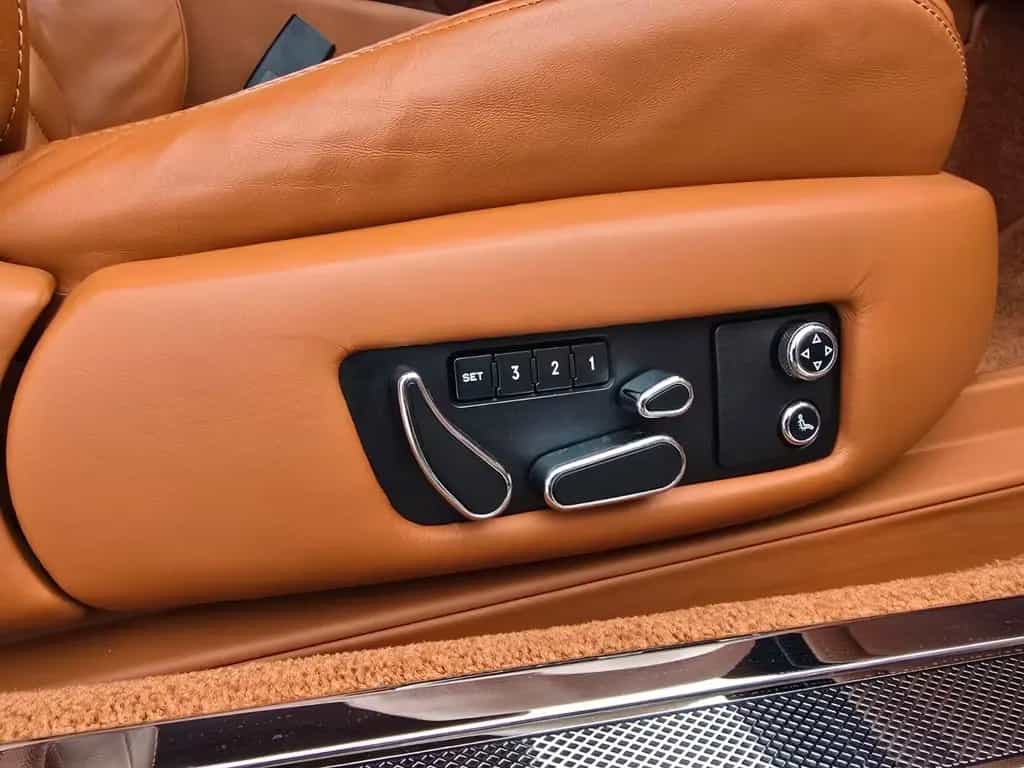 Bentley Brooklands II | original 16000km 2-Türer 07/2009-photo-23