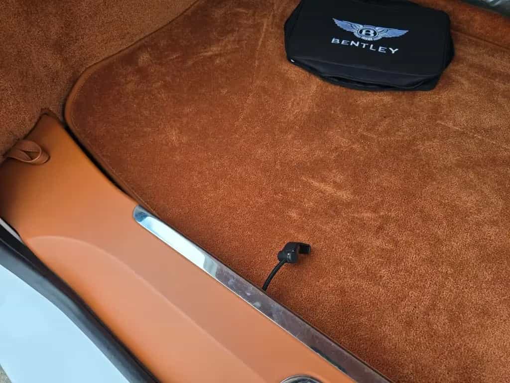 Bentley Brooklands II | original 16000km 2-Türer 07/2009-photo-35