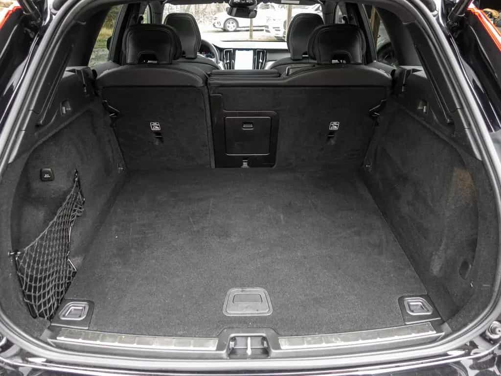 Volvo XC60 R Design AWD El. Panodach Navi Leder Digita 05/2022-photo-13