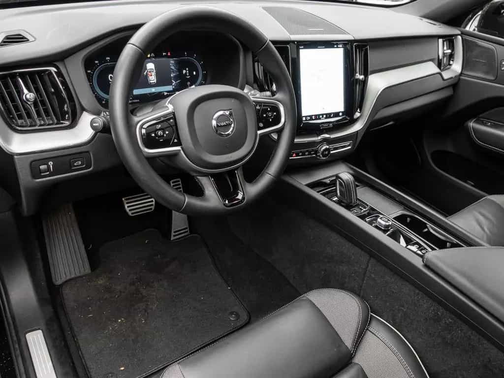 Volvo XC60 R Design AWD El. Panodach Navi Leder Digita 05/2022-photo-3