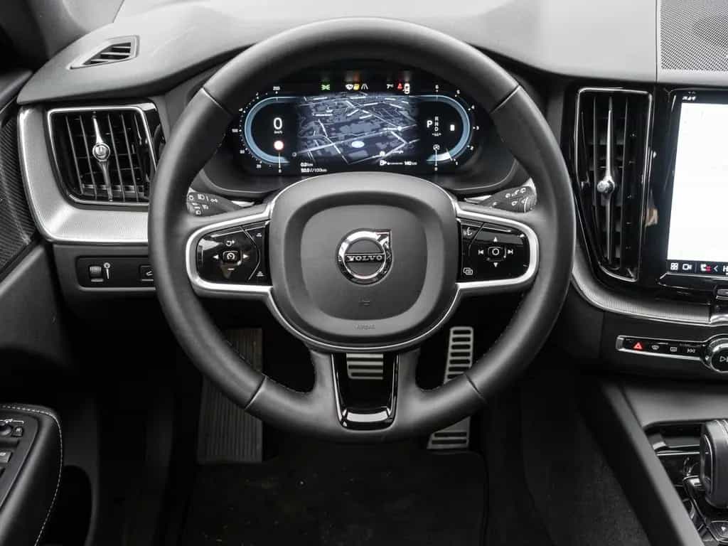 Volvo XC60 R Design AWD El. Panodach Navi Leder Digita 05/2022-photo-5