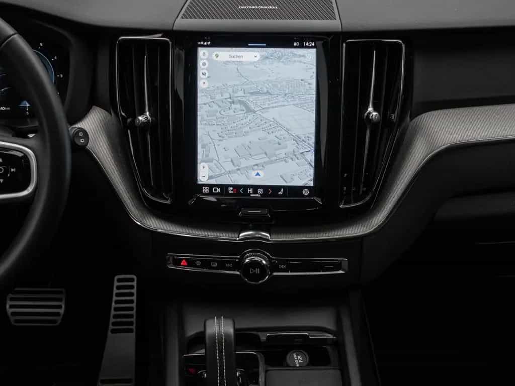 Volvo XC60 R Design AWD El. Panodach Navi Leder Digita 05/2022-photo-6