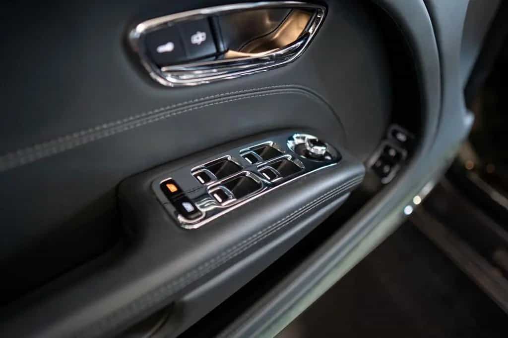Bentley Mulsanne 6.8 Automatik | Service neu 07/2011-photo-11