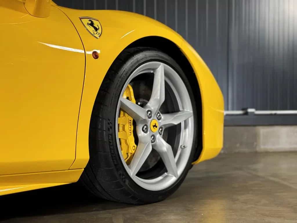 Ferrari 488 Spider + Giallo Modena + Scuderia Shields 07/2016-photo-12