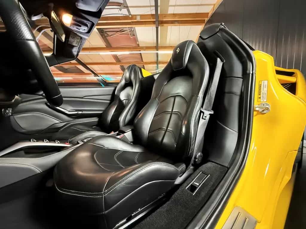 Ferrari 488 Spider + Giallo Modena + Scuderia Shields 07/2016-photo-19