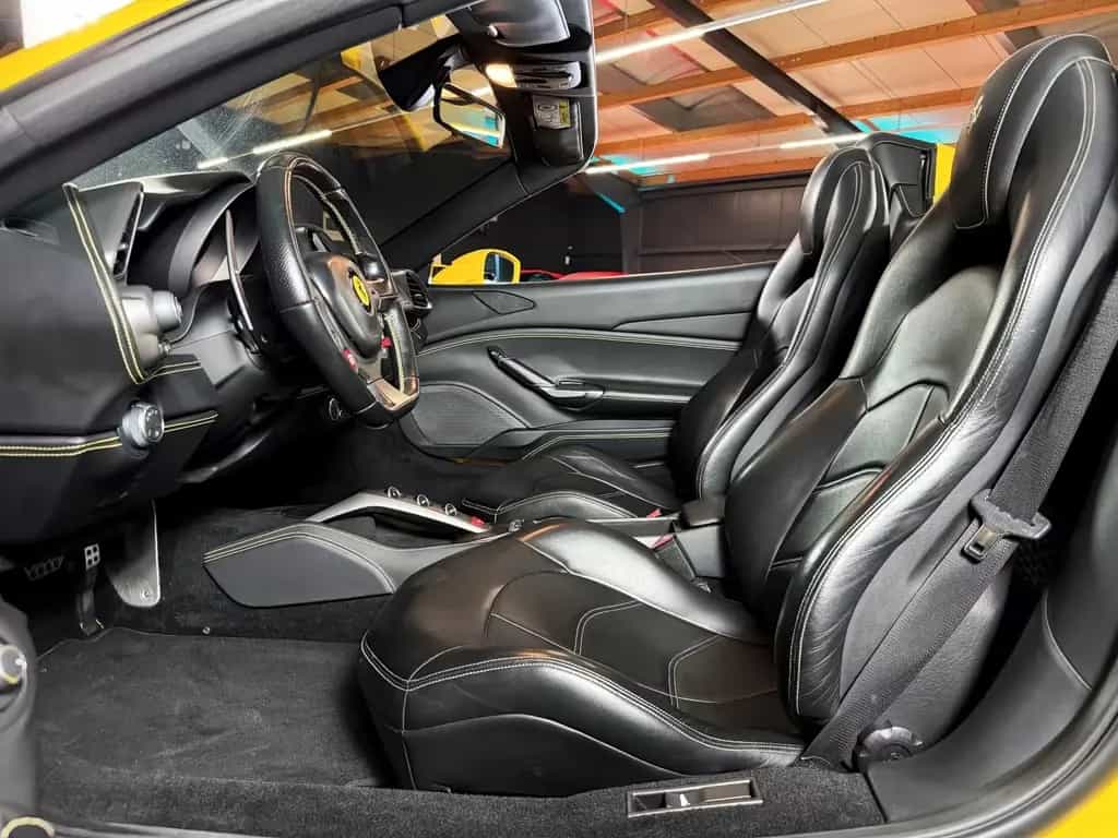 Ferrari 488 Spider + Giallo Modena + Scuderia Shields 07/2016-photo-21