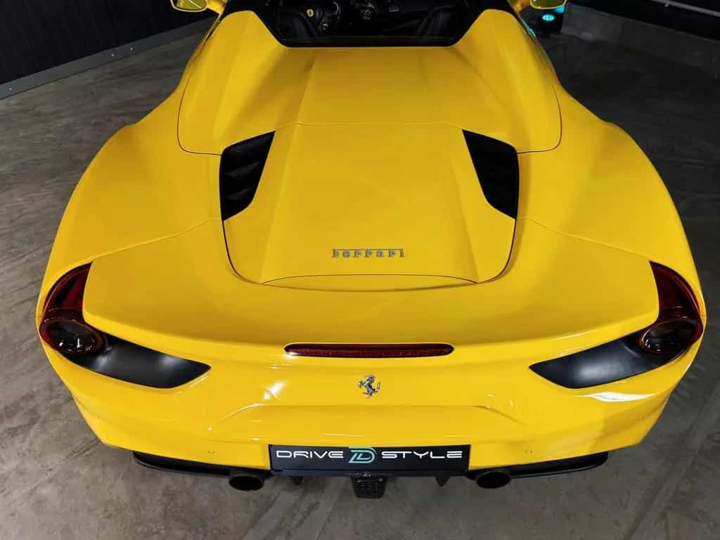 Ferrari 488 Spider + Giallo Modena + Scuderia Shields 07/2016-photo-7