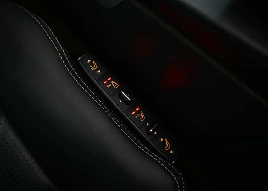 Mercedes-Benz E-Class S 4M DriversPack Keyless B&O NightPaket 10/2016-photo-20