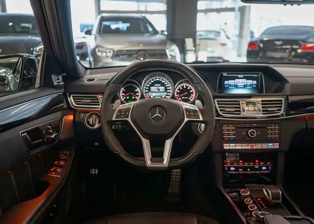 Mercedes-Benz E-Class S 4M DriversPack Keyless B&O NightPaket 10/2016-photo-22