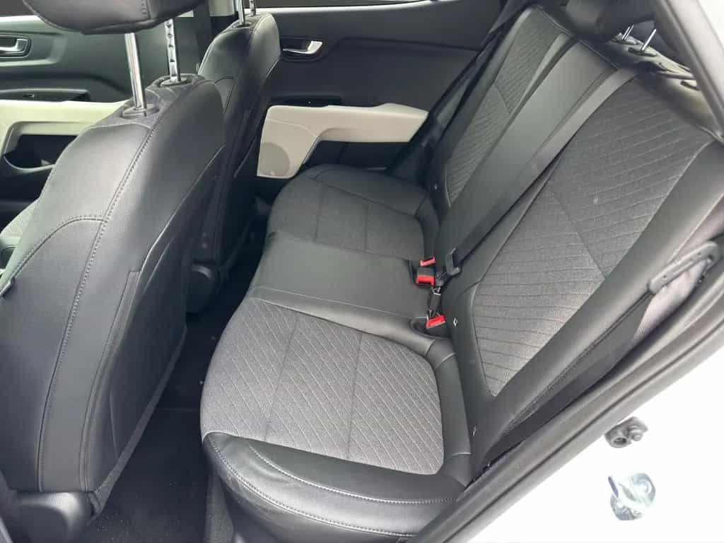 Kia Stonic 1.0T 48V DCT7 GT-Line Kam.+KeyLess+LED+LM 04/2026-photo-15