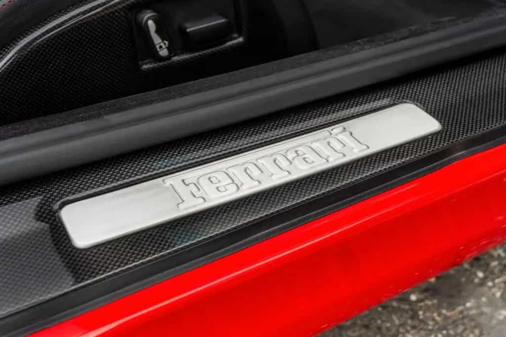 Ferrari 575 Superamerica - Rosso Corsa -  1 of 559 01/2006-photo-14