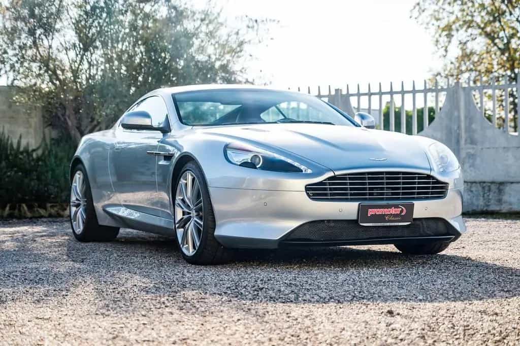 Aston Martin Virage Coupe 6.0 touchtronic 06/2011-photo-4