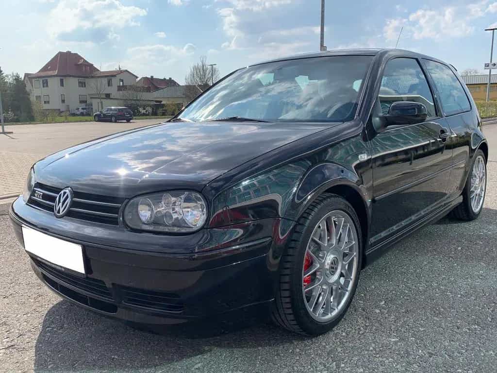 Volkswagen Golf IV 1.8 T GTI 25 Jahre | Sammler | Original 05/2002-photo-0