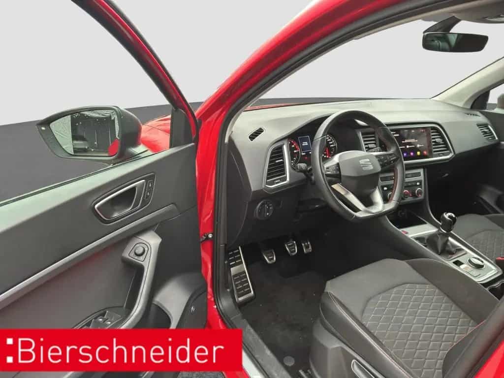 Seat Ateca 1.5 TSI AB199EUR FR NAVI BEATS REAR VIEW S 09/2021-photo-31