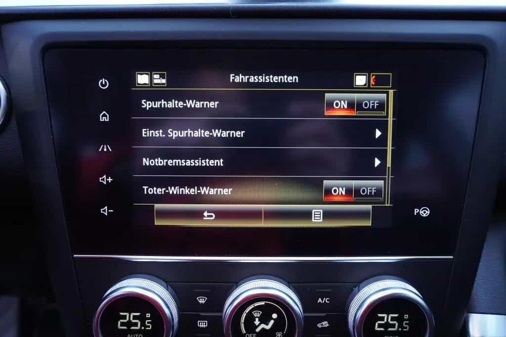 Renault Kadjar 1.3 TCE Bose Edition LED Navi PDC DAB AHK 05/2019-photo-17